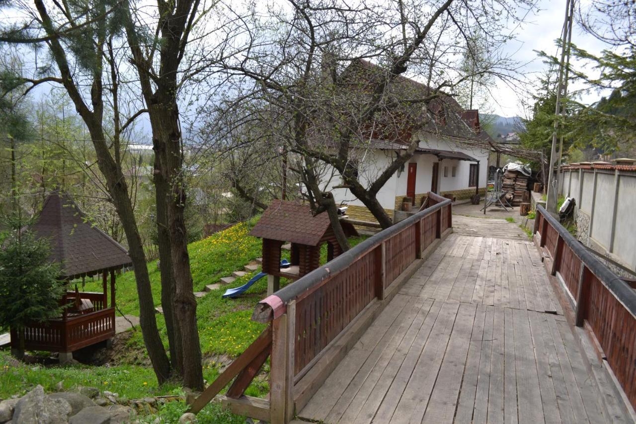 فندق Pension Lucia Bucovina فاما المظهر الخارجي الصورة